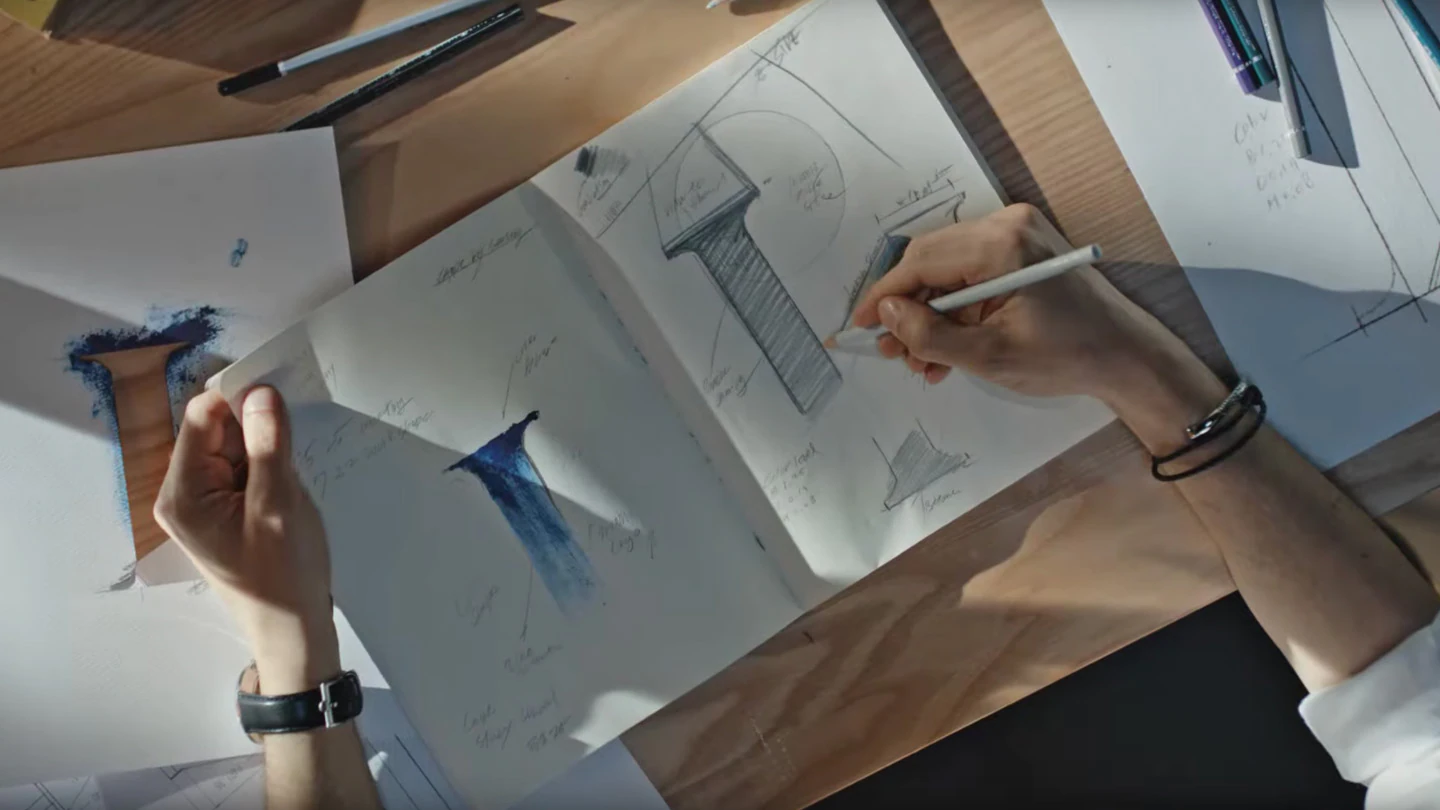 2019 The Serif: Ikonista muotoilua ja QLED-tekniikkaa